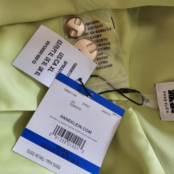 Anne Klein Light Green Blazer - Picture 2 of 2